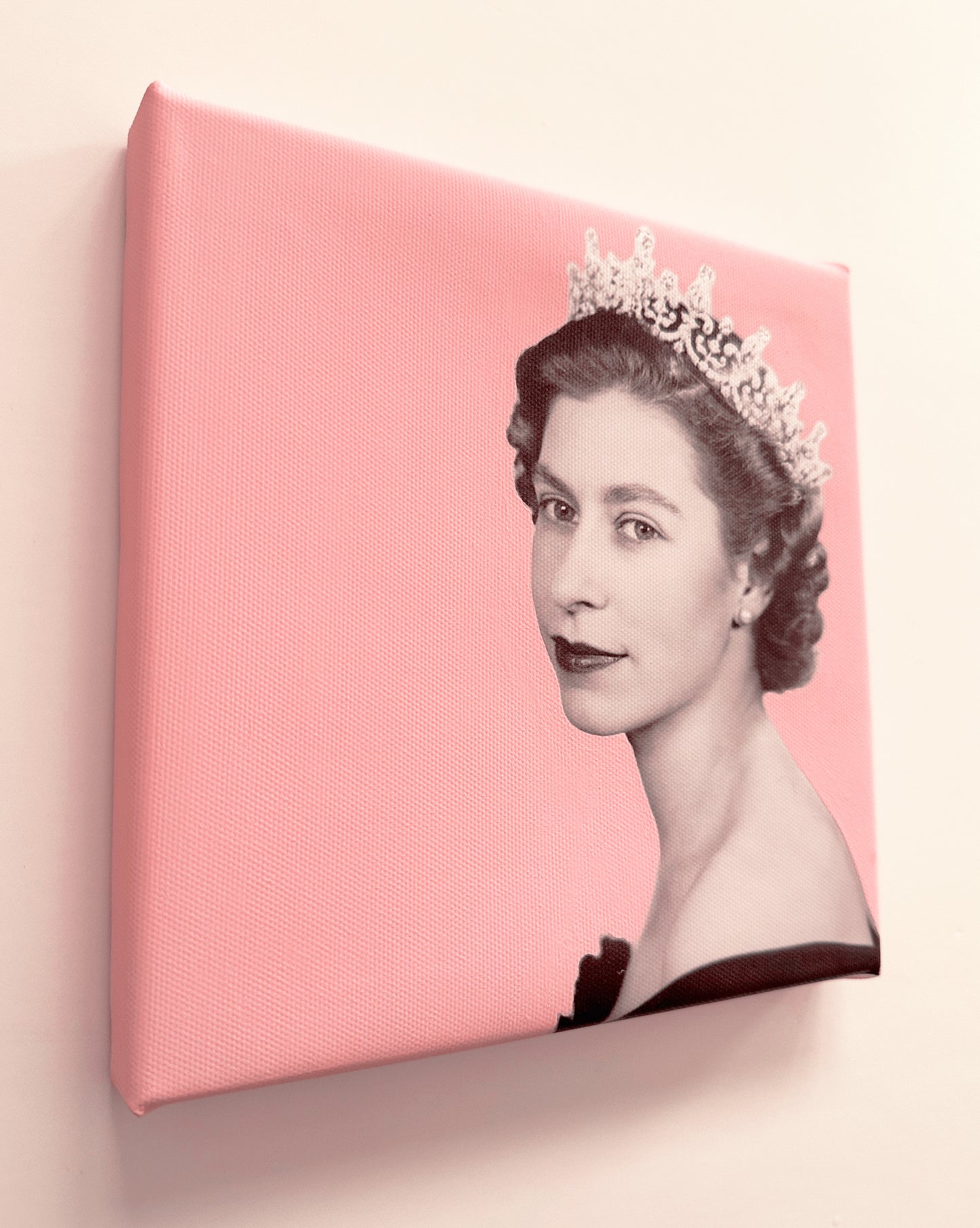 Her Majesty, Royal Pink